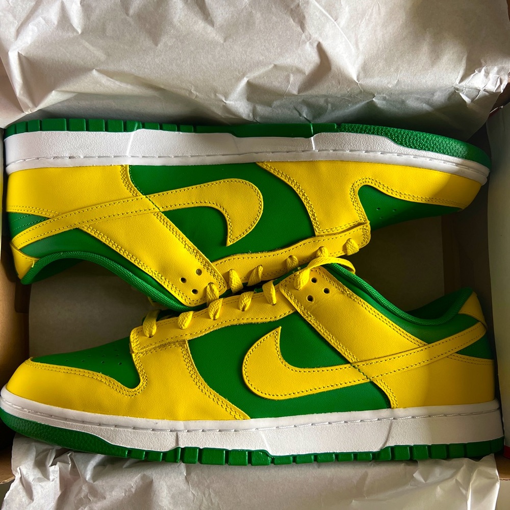 Nike Dunk Low Retro Reverse Brazil - Picture 1 of 6